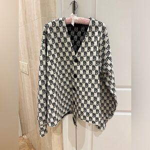 copy- wool cardigen size S（runs big）NWOT